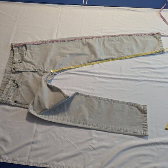 Levi's 508 Size 32x32 Straight Leg Light Khaki Color - Picture 5 of 15